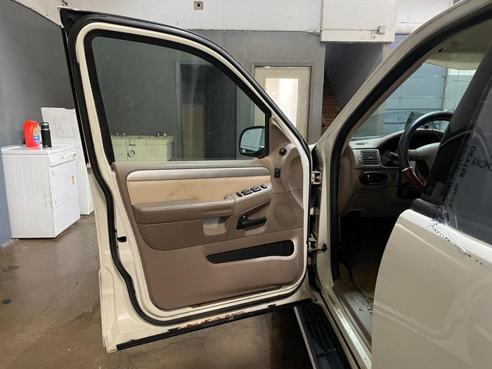 2004 Mercury Mountaineer