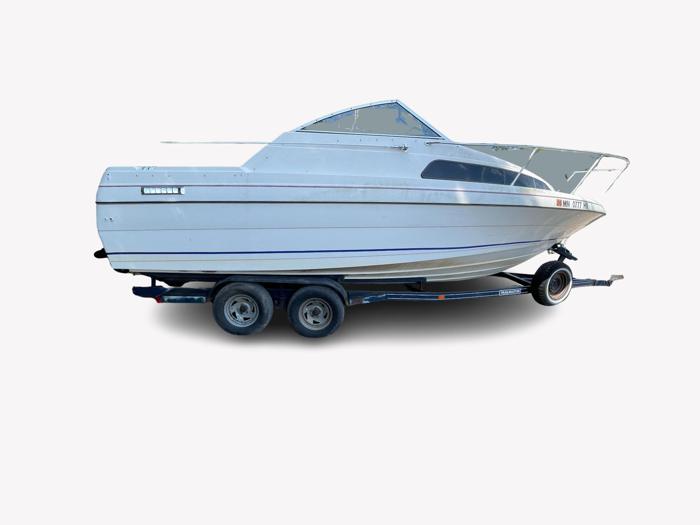 1994  Bayliner Marine Corp 2252 classic cruiser