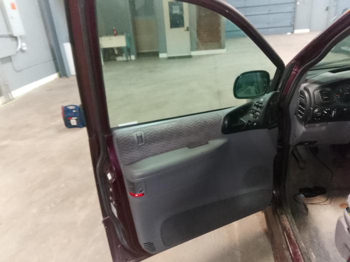 1999 plymouth grand-voyager expresso with 157963 miles for sale near elk-river, minnesota ae2917f271694388973ab6154de5b896.jpg