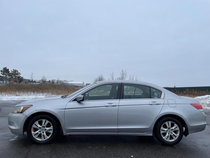 2008 honda accord lx-premium with 236843 miles for sale near elk-river, minnesota ae47b32286a5473e93e365298b95711e.jpg