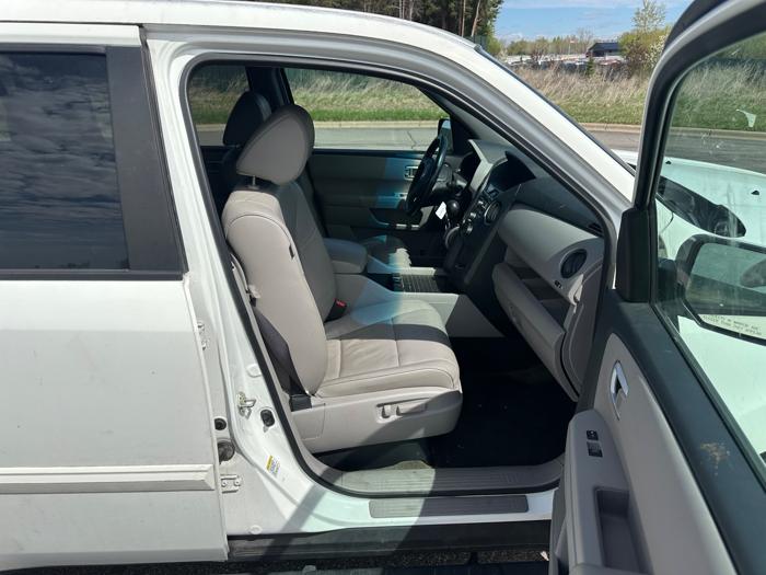 2015 honda pilot ex-l-4wd-5-spd-at with 130544 miles for sale near elk-river, minnesota ae4bab0703be4744982b98ed5c236075.jpeg