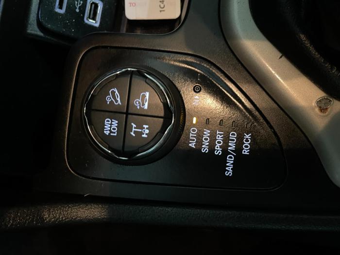 2018 jeep cherokee kl with 100063 miles for sale near elk-river, minnesota ae681ea95ff84c8ea0818daa79afc7c6.jpg