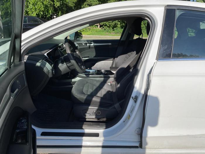 2015 ford fusion se with 207056 miles for sale near burnsville, minnesota ae795e4656c94e1596c360fb3ad48f8c.jpg