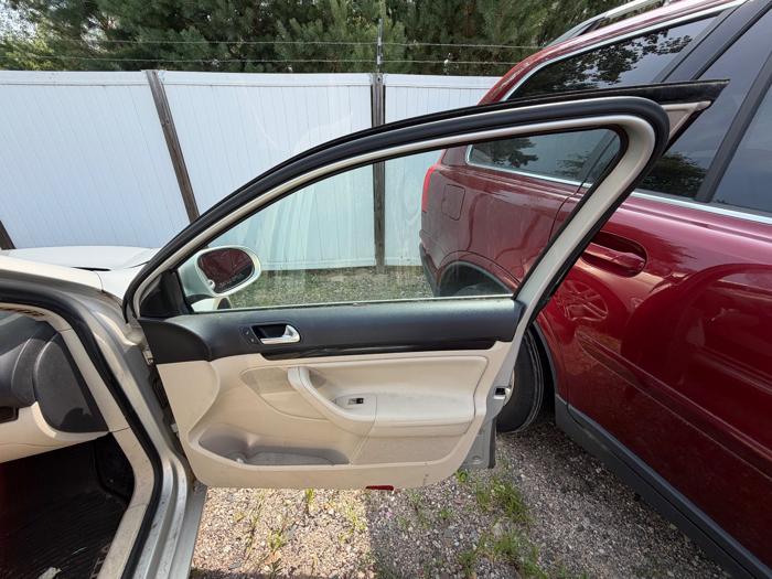 2011 volkswagen jetta-sportwagen 2.0l-tdi with 154320 miles for sale near elk-river, minnesota ae803ed335804aeca66806bbfe8d1b42.jpeg