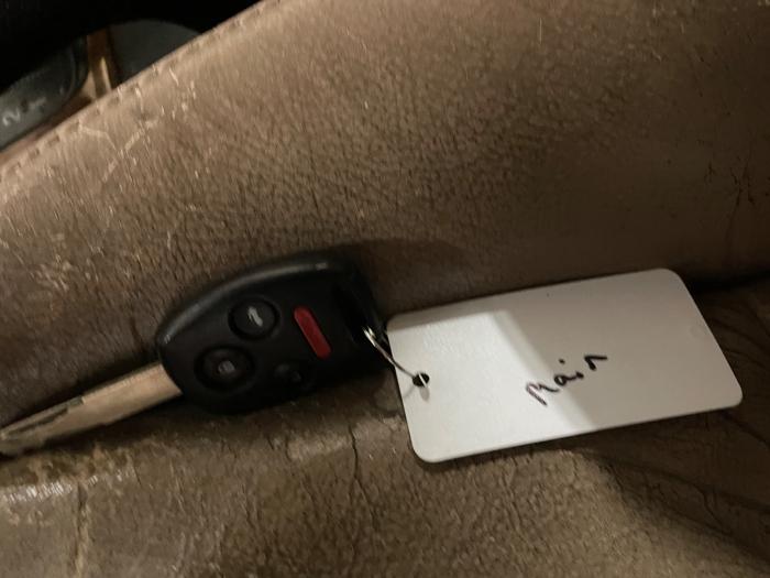 2004 honda accord ex-v6-sedan-at with 189894 miles for sale near elk-river, minnesota ae882e7adef54506a7d89f9409ded184.jpeg