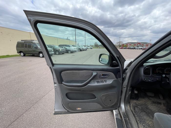 2004 toyota tundra sr5-double-cab-4wd with 216581 miles for sale near redwood-falls, minnesota aeb0d1ccbbaf4521893091f7a1323e06.jpeg