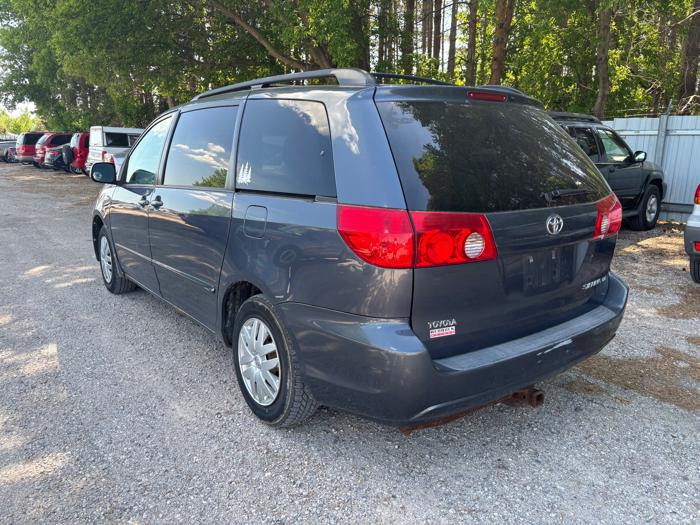 2007 toyota sienna ce-fwd-7-passenger with 198735 miles for sale near elk-river, minnesota aeb6b46dcd934f27aa42304838511723.jpeg
