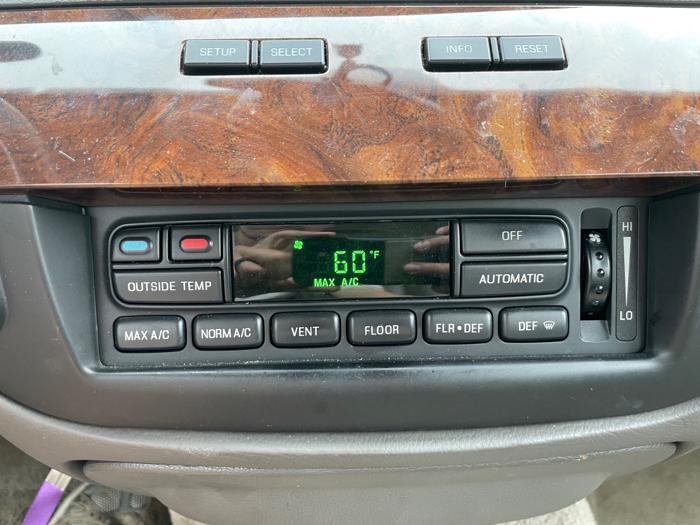2010 mercury grand-marquis ls with 113562 miles for sale near elk-river, minnesota aec1cc52ff784ad5933194a1304c560f.jpeg