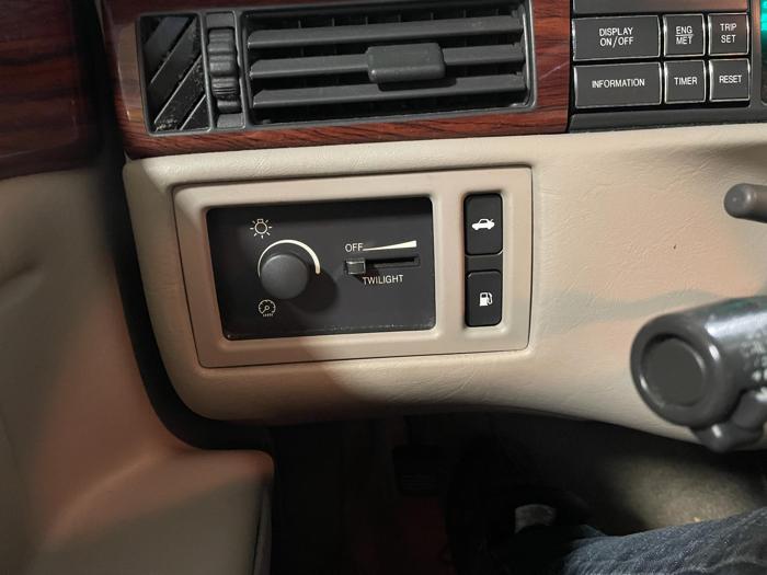 1996 cadillac deville with 110142 miles for sale near elk-river, minnesota aecf92bd70984eddb1a820c2317dc5db.jpg