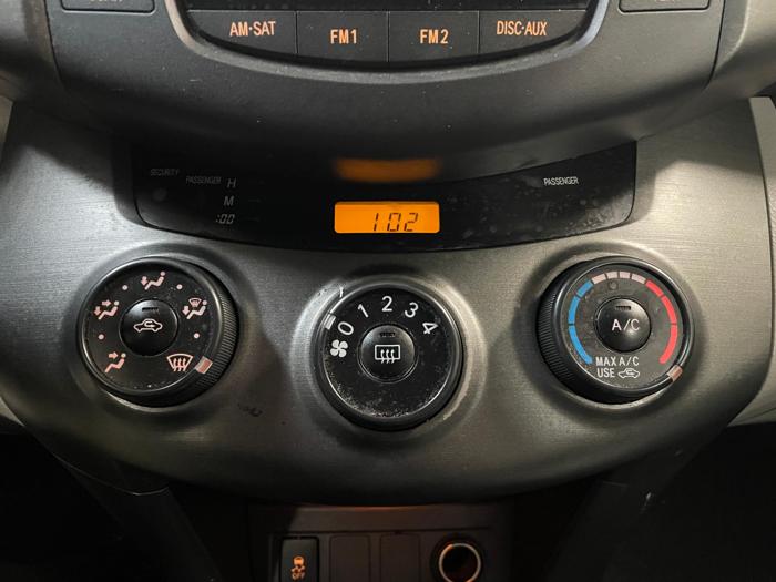 2009 toyota rav4 with 189726 miles for sale near elk-river, minnesota aed0496a79b04e7180479cb2b2015d88.jpg