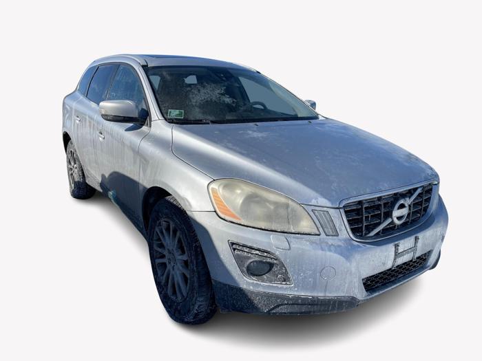 2010 volvo xc60 with 245515 miles for sale near elk-river, minnesota aede000d3420460b86d0403fb8120513.jpg