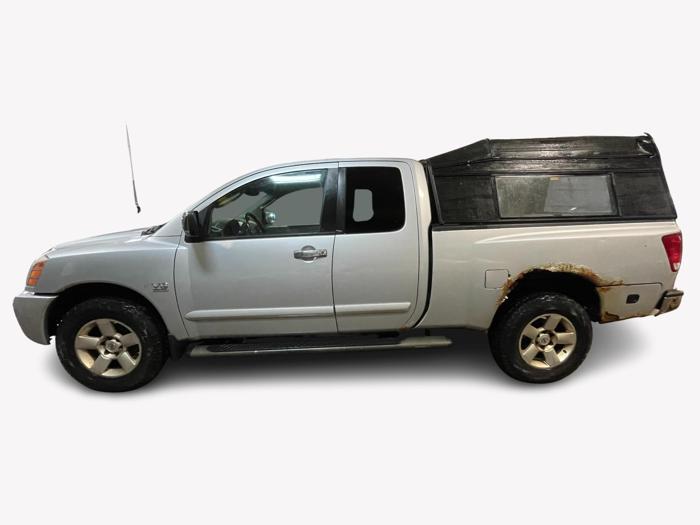 2004 Nissan Titan