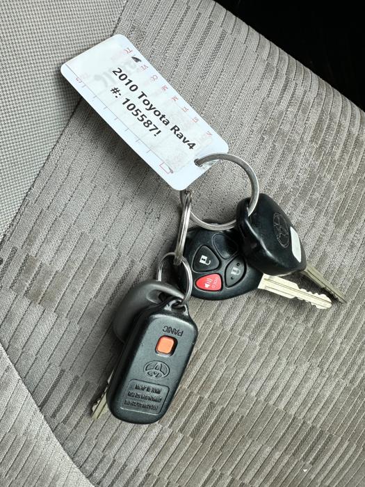 2010 toyota rav4 base-i4-4wd with 238889 miles for sale near elk-river, minnesota afdcb06bc2964d148eea6d01dcaf1f44.jpeg