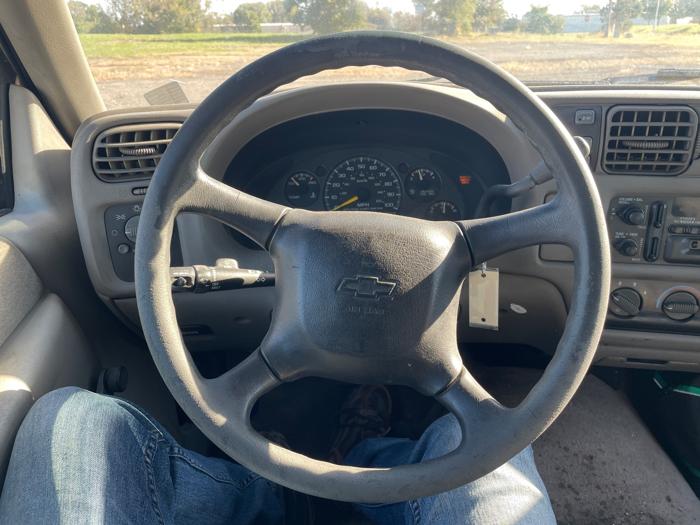 1999 chevrolet blazer 4-door-4wd with 134388 miles for sale near hastings, minnesota afdfbafb7807455e8e76d5a2237a78ff.jpeg