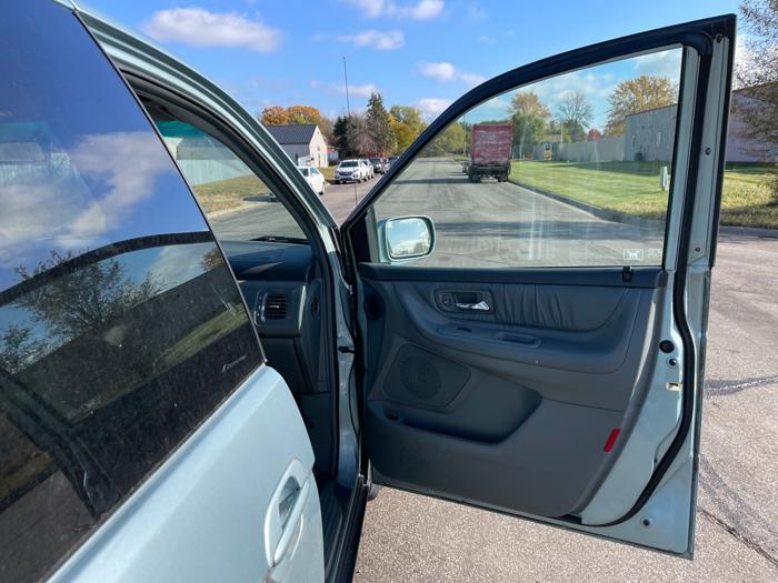 2004 honda odyssey ex-w--leather with 204129 miles for sale near elk-river, minnesota b00d36c8f33542dea77b12be5b90c15f.jpeg