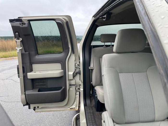 2009 ford f-150 stx-supercab-6.5-ft.-bed-4wd with 166206 miles for sale near elk-river, minnesota b03f78cbbe2d4605887e70fdf84d617b.jpeg