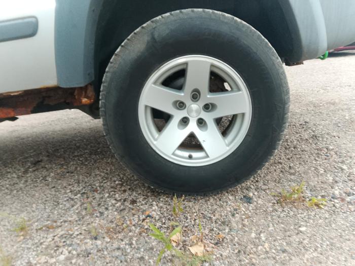 2005 jeep liberty sport-4wd with 136960 miles for sale near elk-river, minnesota b04ef291c1184f4f9f9401fcecc0721c.jpg