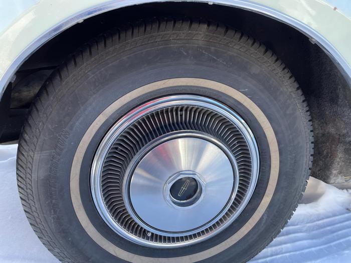 1970 lincoln continental-mark-iii with 33040 miles for sale near elk-river, minnesota b055b235e4de4f77bf93b0008aa3fae1.jpg