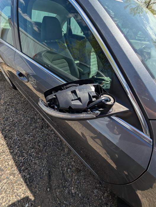 2013 volkswagen passat 2.0l-tdi-se-at for sale near elk-river, minnesota b055fd15b4d7401392052bbc7157d551.jpg