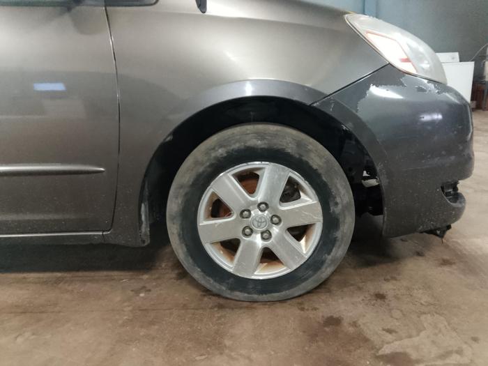2005 toyota sienna le---7-passenger-seating with 219181 miles for sale near elk-river, minnesota b06f000f192844ffbcd1dddae06cacfe.jpg
