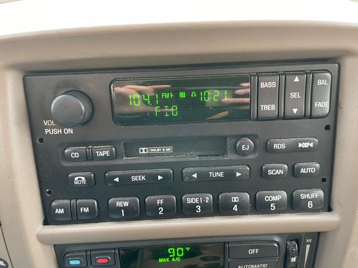 2000 ford expedition eddie-bauer-4wd for sale near elk-river, minnesota b076fad9f8ca4a3cbbfef01d6d94effe.jpeg