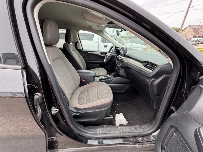 2022 ford escape se-awd with 125670 miles for sale near rochester, minnesota b0cf3def36f34eb2bb60ad0100f3310f.jpeg