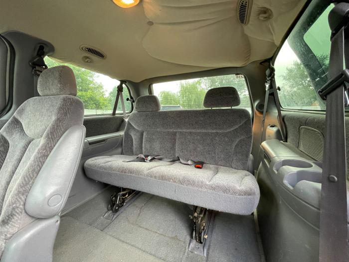 2000 dodge grand-caravan le with 219480 miles for sale near elk-river, minnesota b0e60cc5b56a43cf9ae853e6667b27b6.jpeg