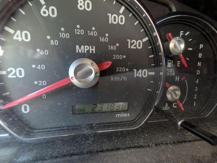 2006 mitsubishi endeavor limited-awd with 231838 miles for sale near elk-river, minnesota b0eb520c2c2546758574960dde510c69.jpg