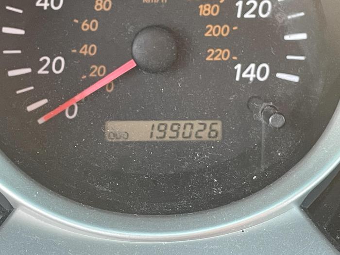 2004 toyota highlander std with 199026 miles for sale near elk-river, minnesota b0ff8267f05a4f4bbddfa6f8f06a6c6f.jpg