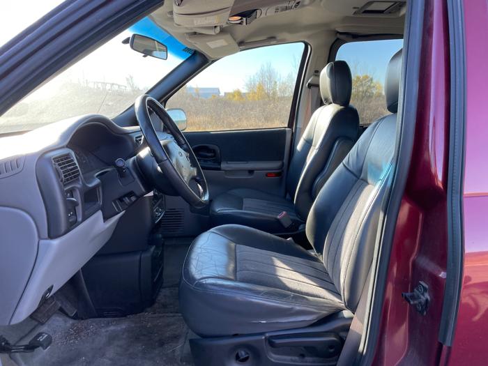 2003 chevrolet venture lt-entertainer-extended with 159146 miles for sale near elk-river, minnesota b0ffe41ed4ce49e09bdf587f5c2331aa.jpeg