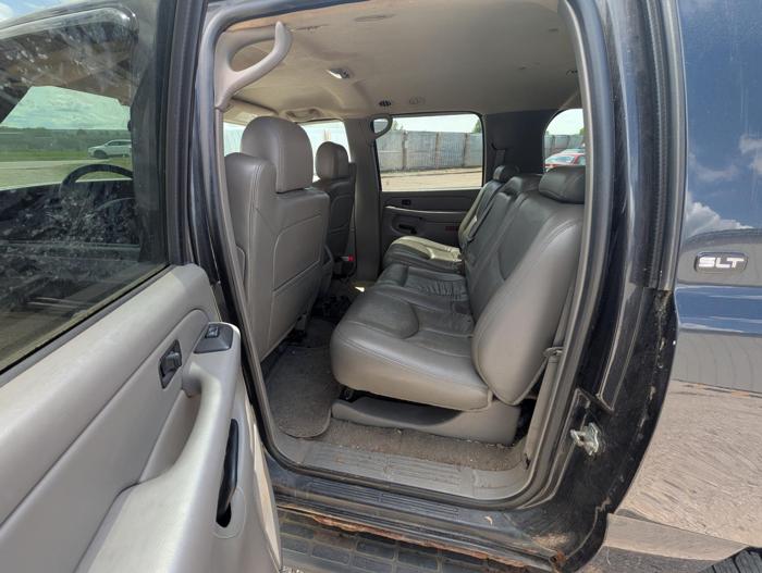 2005 gmc yukon-xl 1500-4wd with 171211 miles for sale near elk-river, minnesota b140757695914b5e88e28d9fbace2f61.jpg