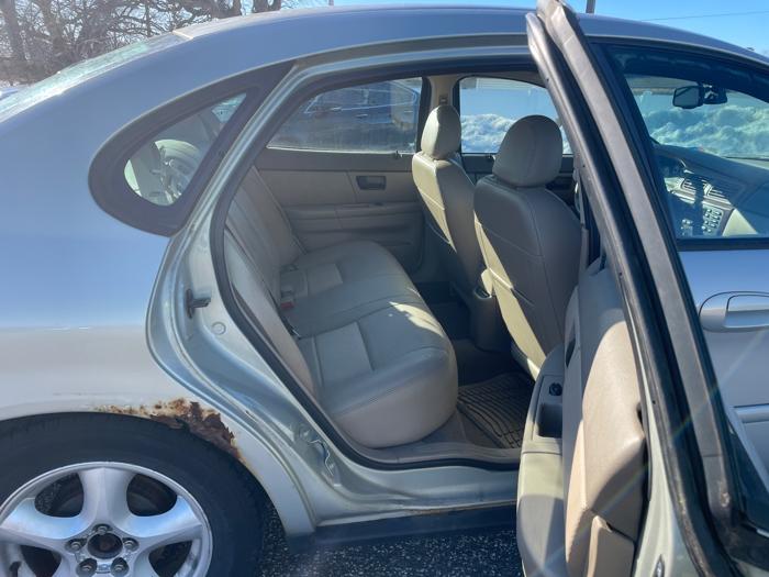 2006 ford taurus sel with 177167 miles for sale near fridley, minnesota b1ac11b827d04ee7b938acc6ac0ad947.jpeg