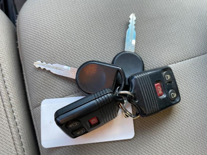 2009 ford f-150 stx-6.5-ft.-bed-4wd with 159827 miles for sale near elk-river, minnesota b1cbf684ee534dea8a22845840236304.jpeg