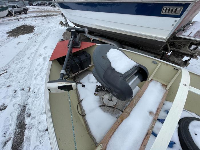 1981 lund 16ft- for sale near elk-river, minnesota b1f9f8cb4b8f412bbbb38dcd02286841.jpg