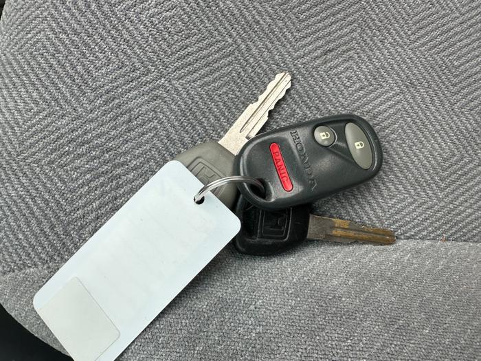 2001 honda civic ex-sedan with 179579 miles for sale near elk-river, minnesota b223582058684675bf8410221bec929e.jpeg