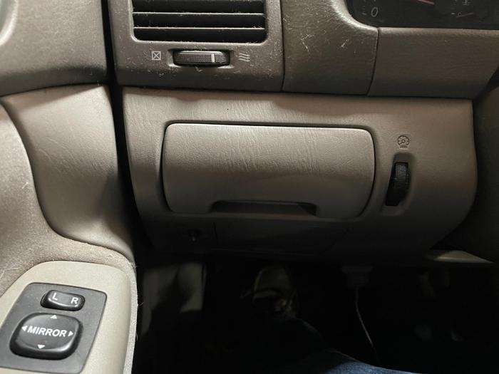 2002 toyota camry se with 271073 miles for sale near elk-river, minnesota b2264846988342f4af311bd860f40cca.jpg
