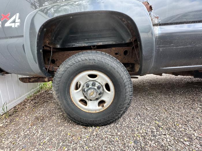 2004 chevrolet silverado-2500hd work-truck-crew-cab-short-bed-4wd with 219246 miles for sale near elk-river, minnesota b22d810fcabf4bd7a77dd7cfc6bea65a.jpeg