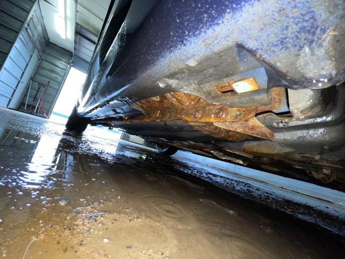 2004 mazda mazda3 s-5-door with 177765 miles for sale near elk-river, minnesota b2449b8537f94a039b2a5a0e936812ba.jpeg