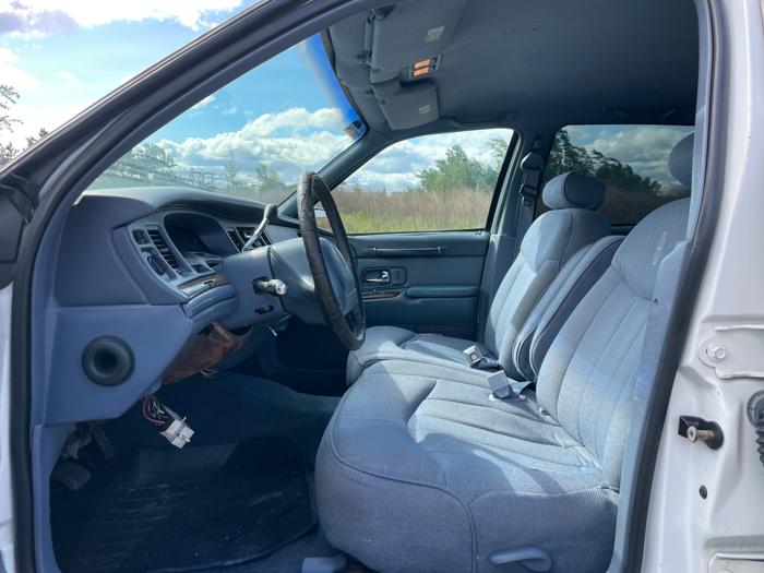 1997 lincoln town-car executive with 293168 miles for sale near elk-river, minnesota b24b762d6ffe4847b4d9b64bdb60f62f.jpeg