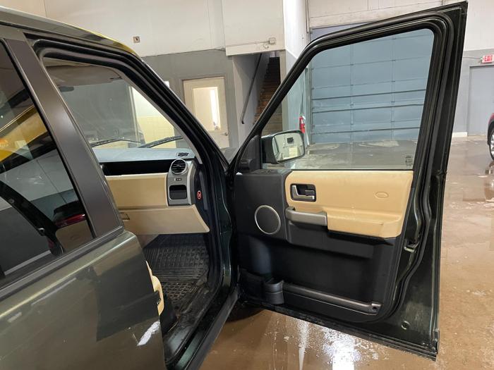 2008 land-rover lr3 se with 173020 miles for sale near elk-river, minnesota b27b053dd26b43c8a19c47d41ad85345.jpg