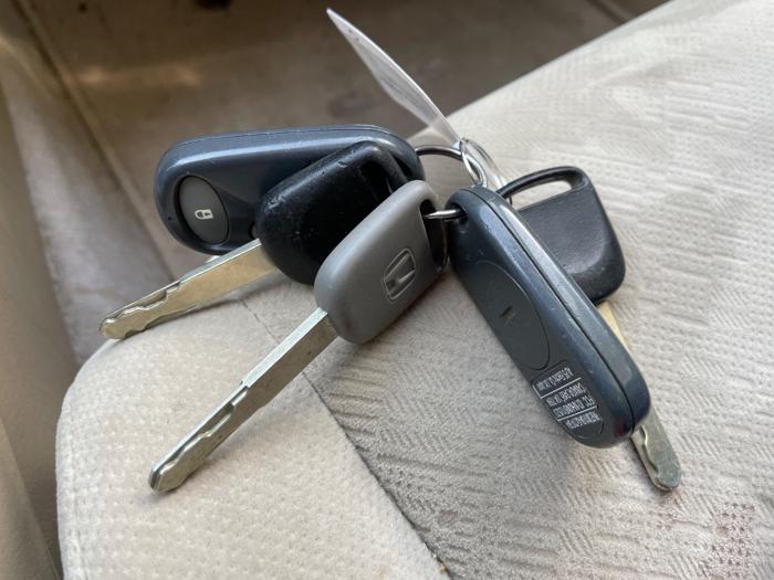 2004 honda civic ex-coupe-at-with-front-side-airbags with 164444 miles for sale near elk-river, minnesota b289d464eb654bf48695e67e4211a52c.jpg