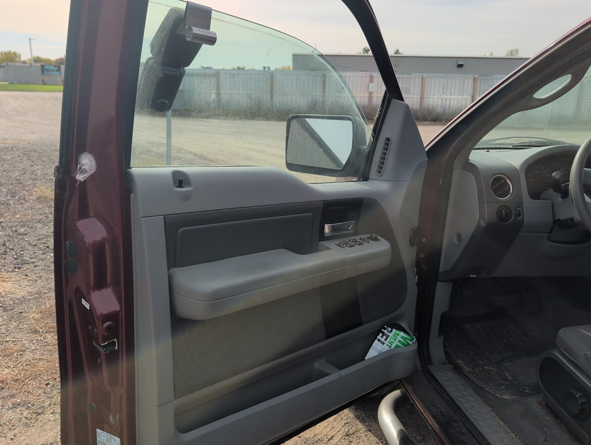 2006 ford f-150 fx4-supercab with 133328 miles for sale near Elk River, Minnesota b29f012b5e0d486c893ad60cf0c0893d.jpg