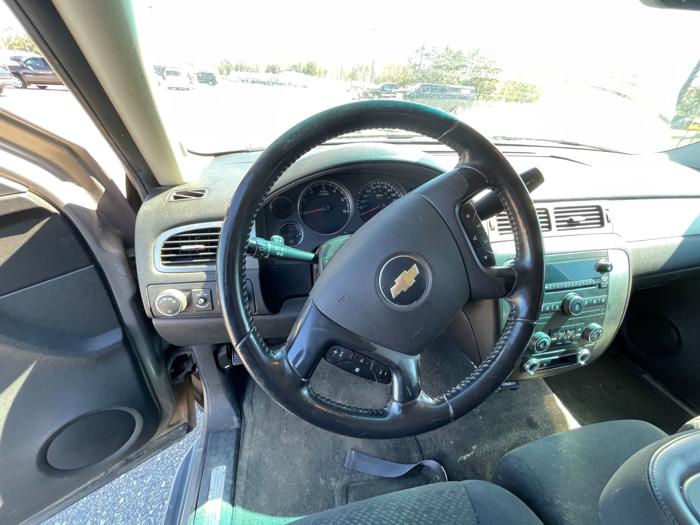 2007 chevrolet suburban ls-1500-4wd with 169908 miles for sale near mora, minnesota b2db4a1bc6f046bfb5a019988c9b9969.jpeg