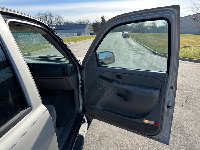 2005 chevrolet tahoe 2wd with 202904 miles for sale near elk-river, minnesota b30e38db038c4a6b9d6be6c0cf794f99.jpeg