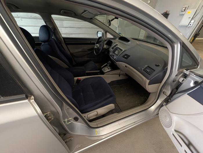 2008 honda civic-hybrid cvt-at-pzev with 211916 miles for sale near elk-river, minnesota b31e09162b264002a2ce772adf5378b4.jpg