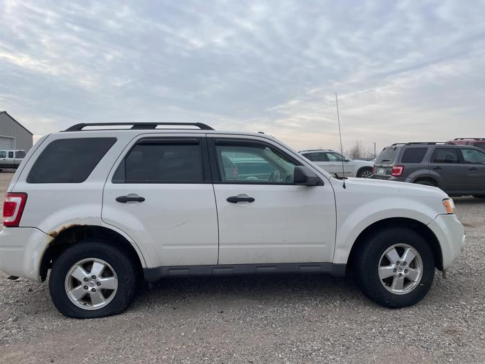 2009 ford escape xlt with 132868 miles for sale near elk-river, minnesota b32c331a7a9c4d20ab0549f17599e818.jpg