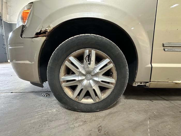 2010 chrysler town-&-country touring with 243937 miles for sale near elk-river, minnesota b33458bb11284f53b8e41a421ecd6b6a.jpeg