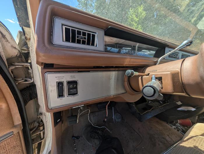1988 buick lesabre custom with 117412 miles for sale near elk-river, minnesota b343bb6d5174469b872b6f9ca2c70b3f.jpg