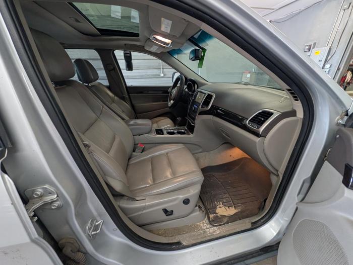 2011 jeep grand-cherokee laredo-4wd with 178808 miles for sale near elk-river, minnesota b35cb8f6c96740c4a0baf5c476b266f5.jpg