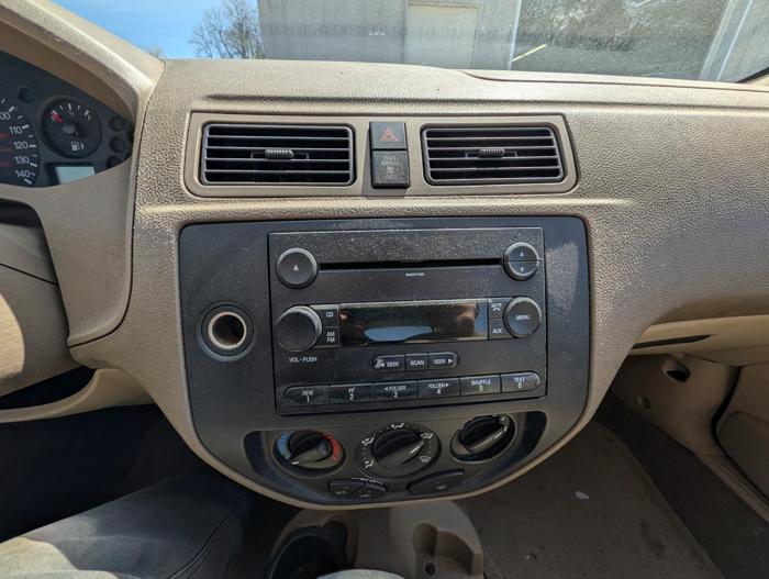 2006 ford focus zx4-s with 153356 miles for sale near elk-river, minnesota b3682772df9a413281fdd544e81c43f2.jpg